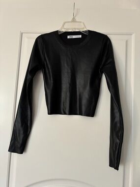 Zara Black costed stretchy  Long Sleeve Crop Top